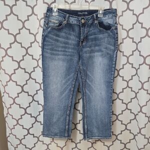 Maurices Medium Blue Cropped Straight Jeans